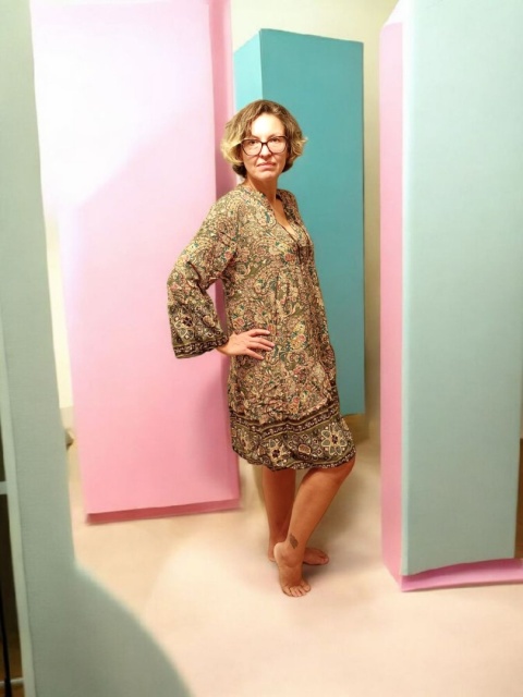 Sukienka Khaki z falbaną