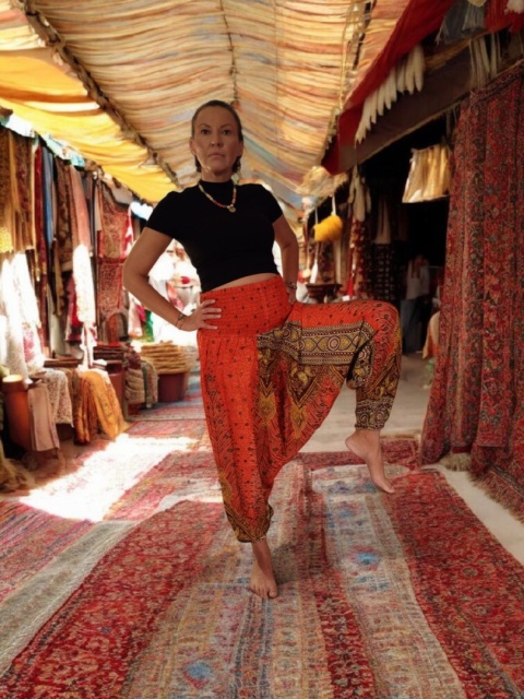 Szarawary, alladynki, haremki made in India