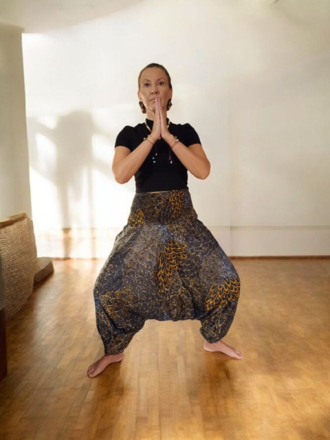 Szarawary ze złotym wzorem Made in India